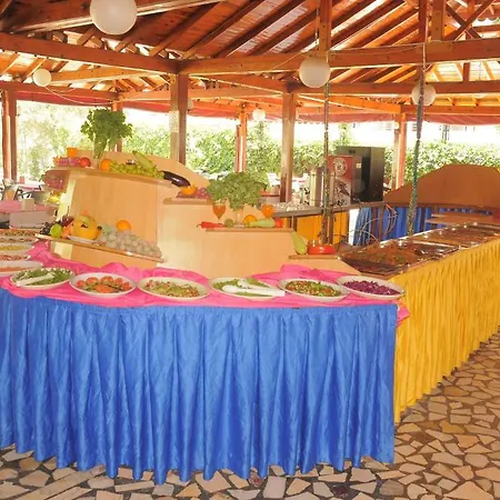 Hostal Ares *