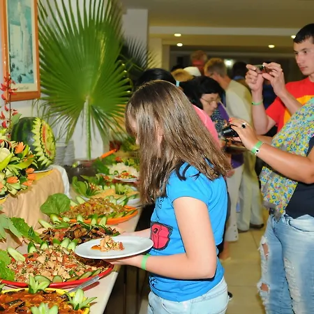 Hostal Ares Kemer