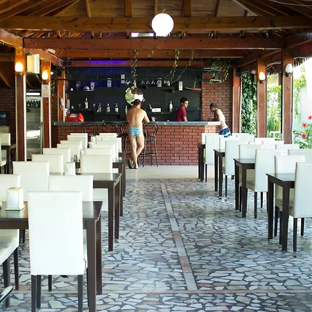 Ares Hostal Kemer